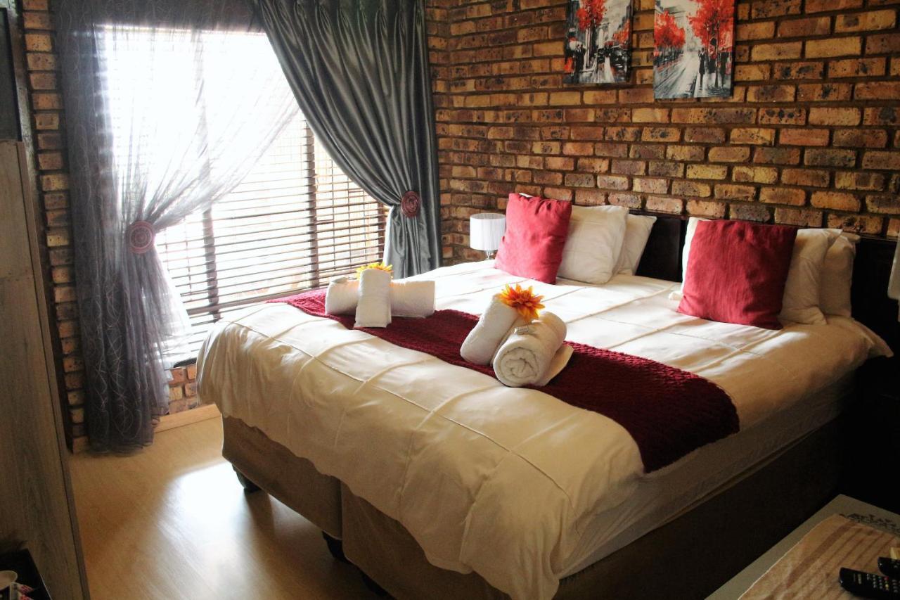 Belle Vue Guesthouse Hartbeespoort Luaran gambar